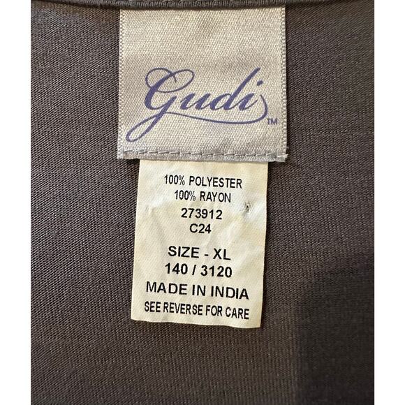 Gudi - Silver Metallic Sequin Front Tank Top - XL - Picture 4 of 7